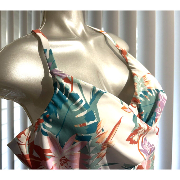 NWT Raisins Curve White And Lavender Purple Tankini Bathing Suit Top Size 2X - Picture 5 of 10